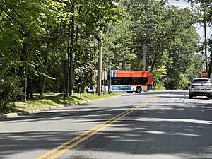 Nassau Inter-County Express n58 Bus Turning Onto Kings Point Road, Kings Point, NY August 14, 2022