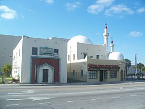 Opa Locka FL Harry Hurt Bldg04