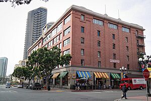Pioneer Warehouse 1918