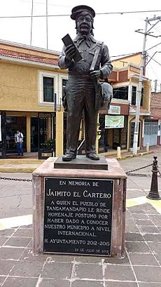 Raúl Chato Padilla, Jaimito el Cartero, statue in Mexico