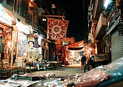 Touristenbazar in Luxor (1995, 880x625)