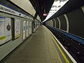 Walthamstow Central stn Victoria line look south