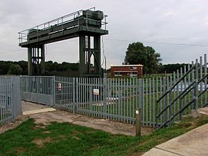 Wissey Sluice and Pumping Station - geograph.org.uk - 566780