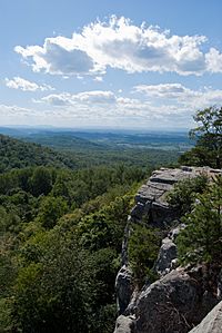 2010-09-04-Raven-Rocks-Cliffs-On-Appalachian-Trail.jpg