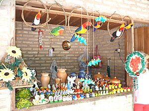 Artesanía en madera, Atyra