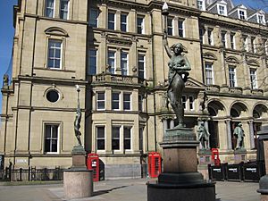 City Square, Leeds, Statues and Post Office 24 March 2017