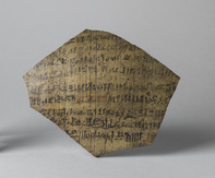 Frammento di giara iscritta in ieratico che riporta un brano del 'Racconto del fantasma' SA64149