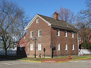 Harmonie Associates House