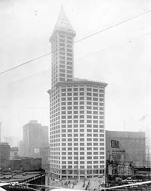 Looking north at a completed Smith Tower, Seattle, Washington, March 7, 1914 (SEATTLE 4979)