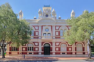 MAMA (Murray Art Gallery Albury) facade, Albury NSW