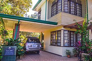 Macapagal-Macaraeg Heritage House and Historical Marker