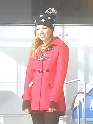Macy's Thanksgiving Day Parade 2012 Jennette McCurdy 02 (cropped) 01