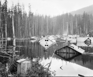 Moncton, Washington flooded by Rattlesnake Lake, 1915