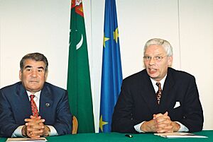 Nyyazov in EC (1998-02-24) 03