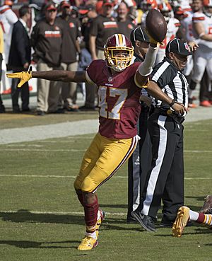 Quinton Dunbar with ball, October 2, 2016 (cropped)