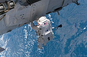 STS-115 Tanner EVA