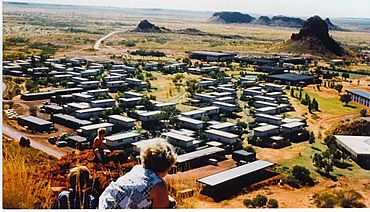 Shay Gap 1975.jpg