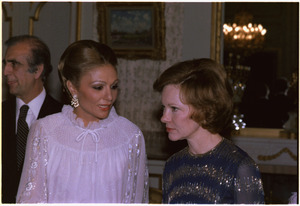 The Shahbanou of Iran and Rosalynn Carter - NARA - 177346