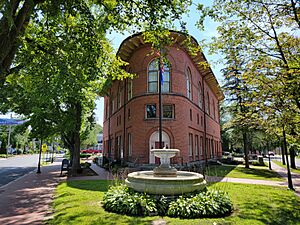 Town Hall, Deep River