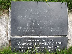 Walter Nash Grave