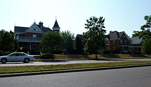 2009-0805-NewUlm-SBroadwayHD