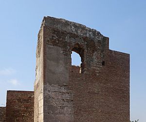 Alcazaba de Málaga - Torre del Homenaje 001