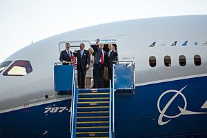 Boeing 787-10 rollout with President Trump (33109601676)