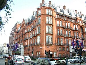 Claridges Hotel - geograph.org.uk - 1064579