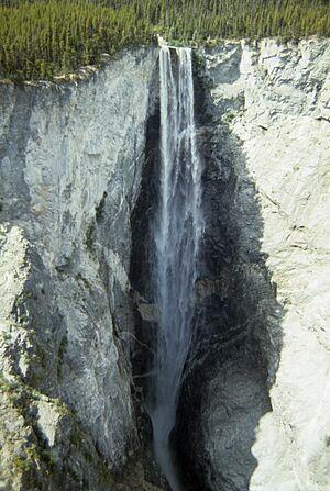 Hunlen Falls Tweedsmuir.jpg