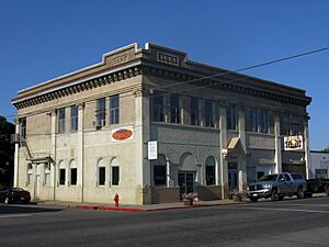 A building in Maxwell