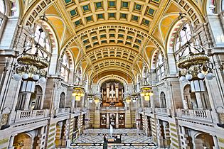 Kelvingrove Art Gallery and Museum Central Hall