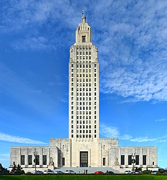 Louisiana State Capitol Building.jpg