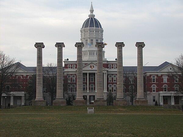 Mizzou-columns-JayBuffington
