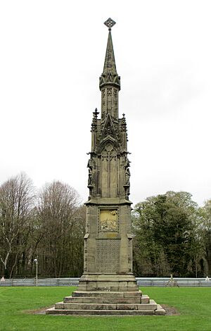 Monument in Oulton Park