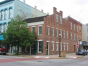 Moore-Carlew Building in Huntington