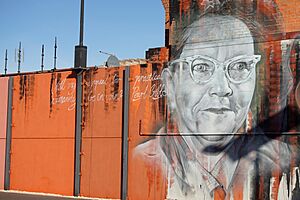 Pearl Gibbs mural, Dubbo