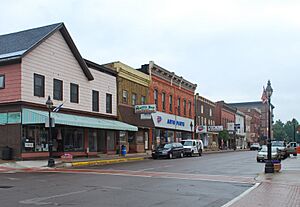 Quincy Street Historic District Hancock 100 block N 2009