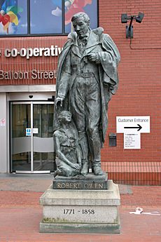 Robert Owen Statue, Balloon Street, Manchester