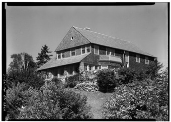 SOUTH FRONT AND EAST SIDE - Brown-Donahue House, Delano Park, Cape Elizabeth, Cumberland County, ME HABS ME,3-CAPEL,1-2.tif