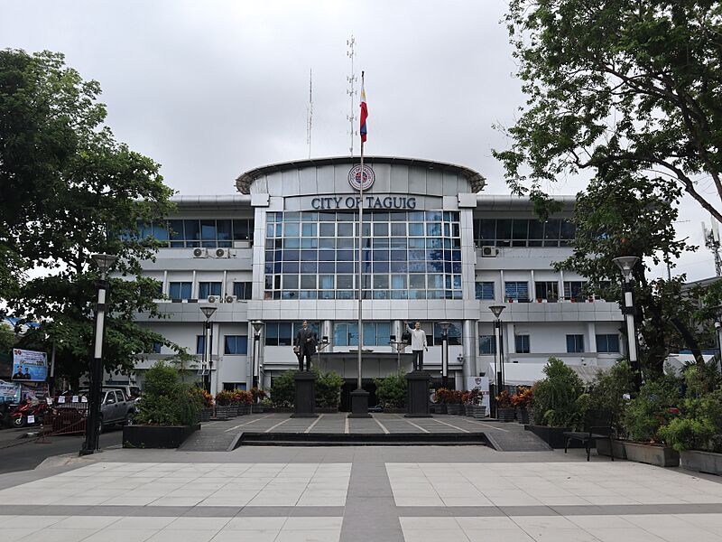 Taguig City Hall (M.L. Quezon, Taguig; 04-26-2021)
