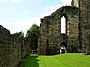 Walls and archway, Kilwinning Abbey.JPG