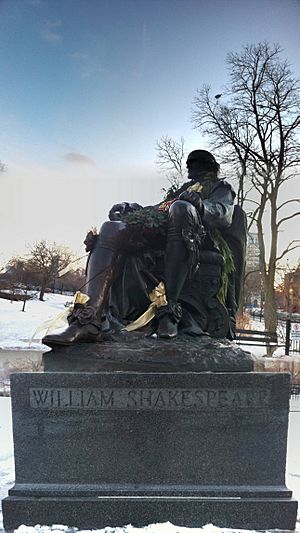 William Shakespeare Statue in Lincoln Park