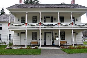 Wolf Creek Inn State Park in Oregon
