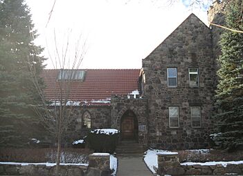 Aurora Town Hall - former Roycroft Chapel - Dec 2008 - 02