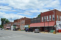 Broadway in Cave City