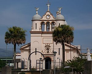 Catholic church in downtown Curridabat