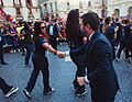 El president acomiada les jugadores a la sortida (cropped)