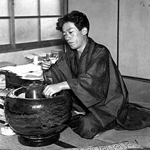 Takiji Kobayashi photograph, sitting.jpg