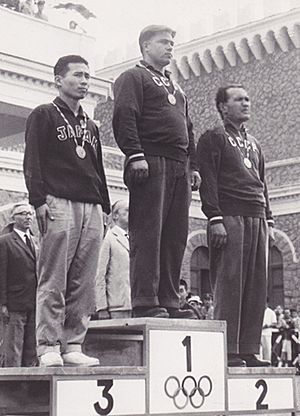 Yoshihisa Yoshikawa, Aleksey Gushchin, Makhmud Umarov 1960.jpg