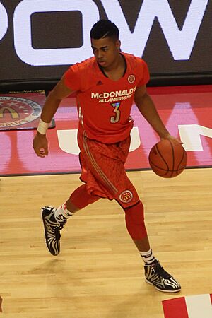 20140402 MCDAAG D'Angelo Russell in the half court